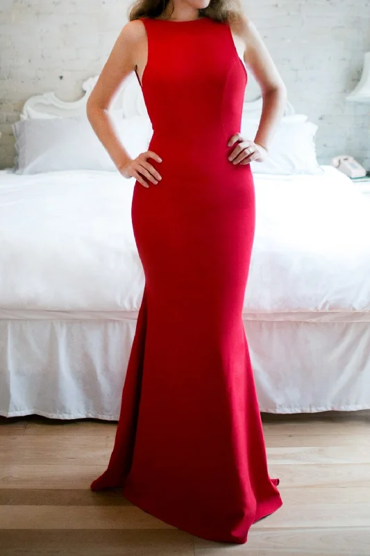 Sanya Red | Backless Mermaid Gown