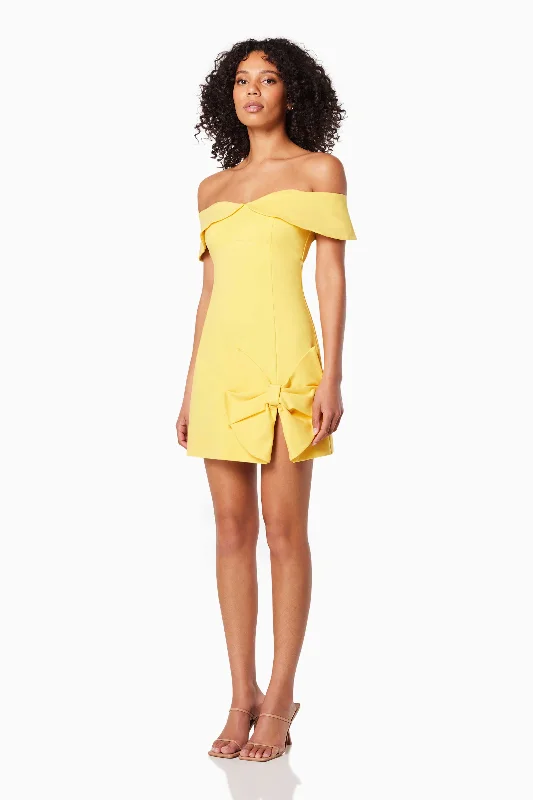 Cadence Off The Shoulder Mini Dress In Yellow